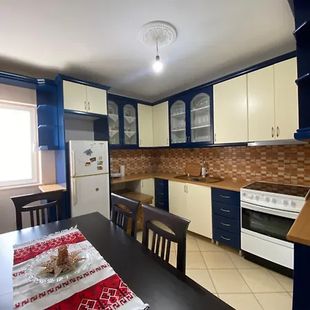 N Apartment *