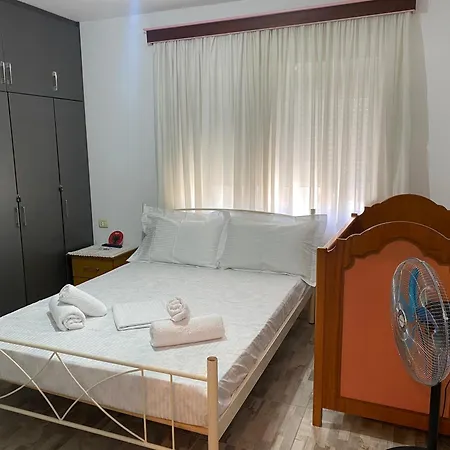 N Apartment *